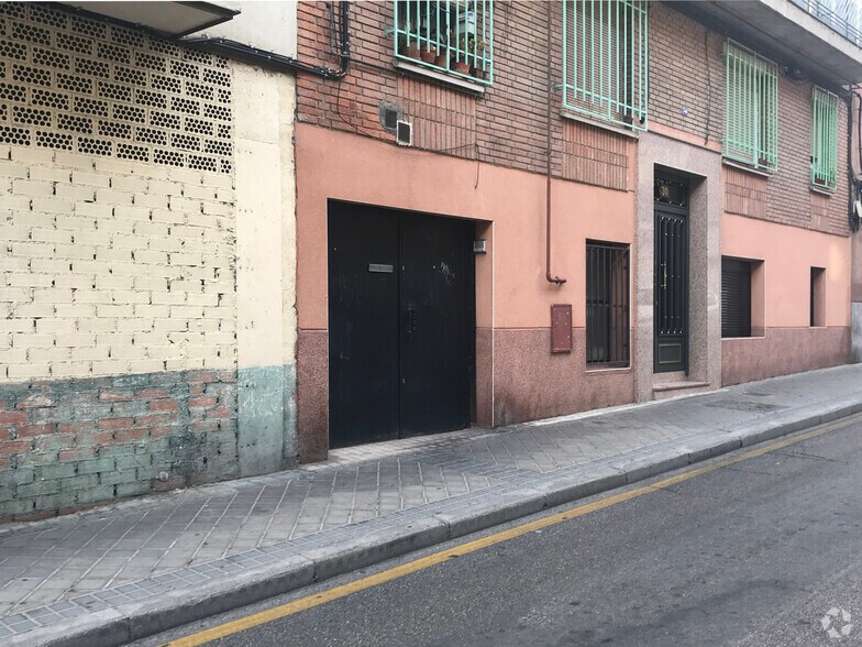 Calle San Amado, 30, Leganés, Madrid à vendre - Photo de l’immeuble – Image 3 sur 5