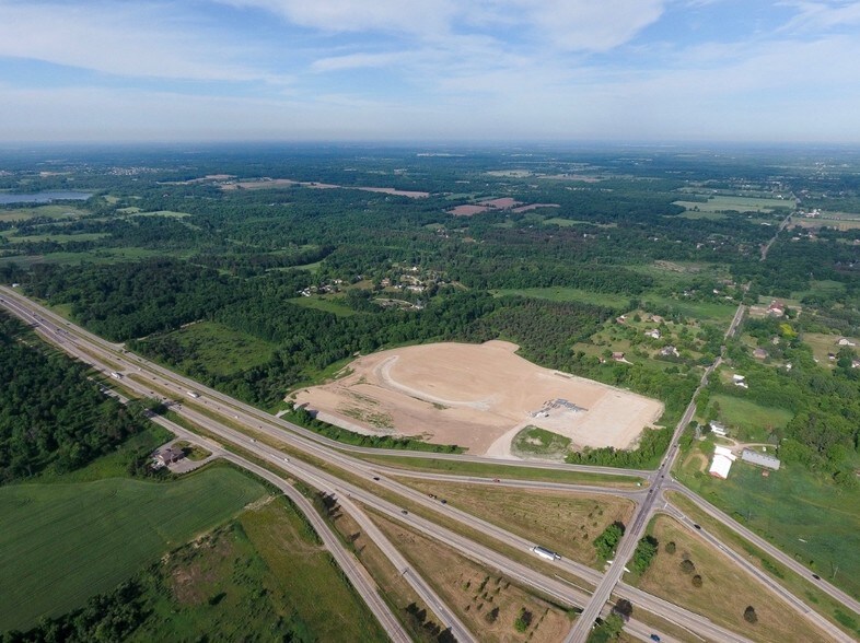 SWC US 23 & Clyde Rd, Hartland Township, MI à vendre - Photo principale – Image 1 sur 1
