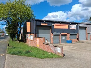 32-35 Little End Rd, Eaton Socon à louer Photo de l’immeuble– Image 1 sur 2