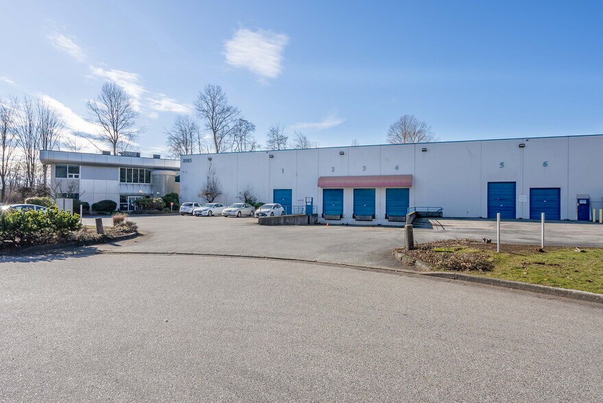 8985 Fraserwood Ct, Burnaby, BC à vendre - Photo de l’immeuble – Image 2 sur 13