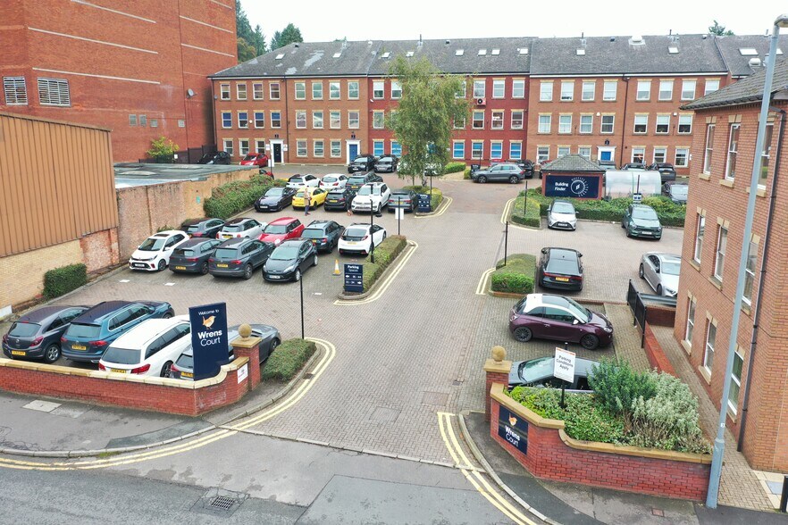 Lower Queen St, Sutton Coldfield à louer - Photo de l’immeuble – Image 2 sur 5
