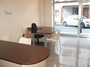 Bureaux/Local commercial dans Olesa de Montserrat, Barcelona à louer Photo intérieure– Image 1 sur 9