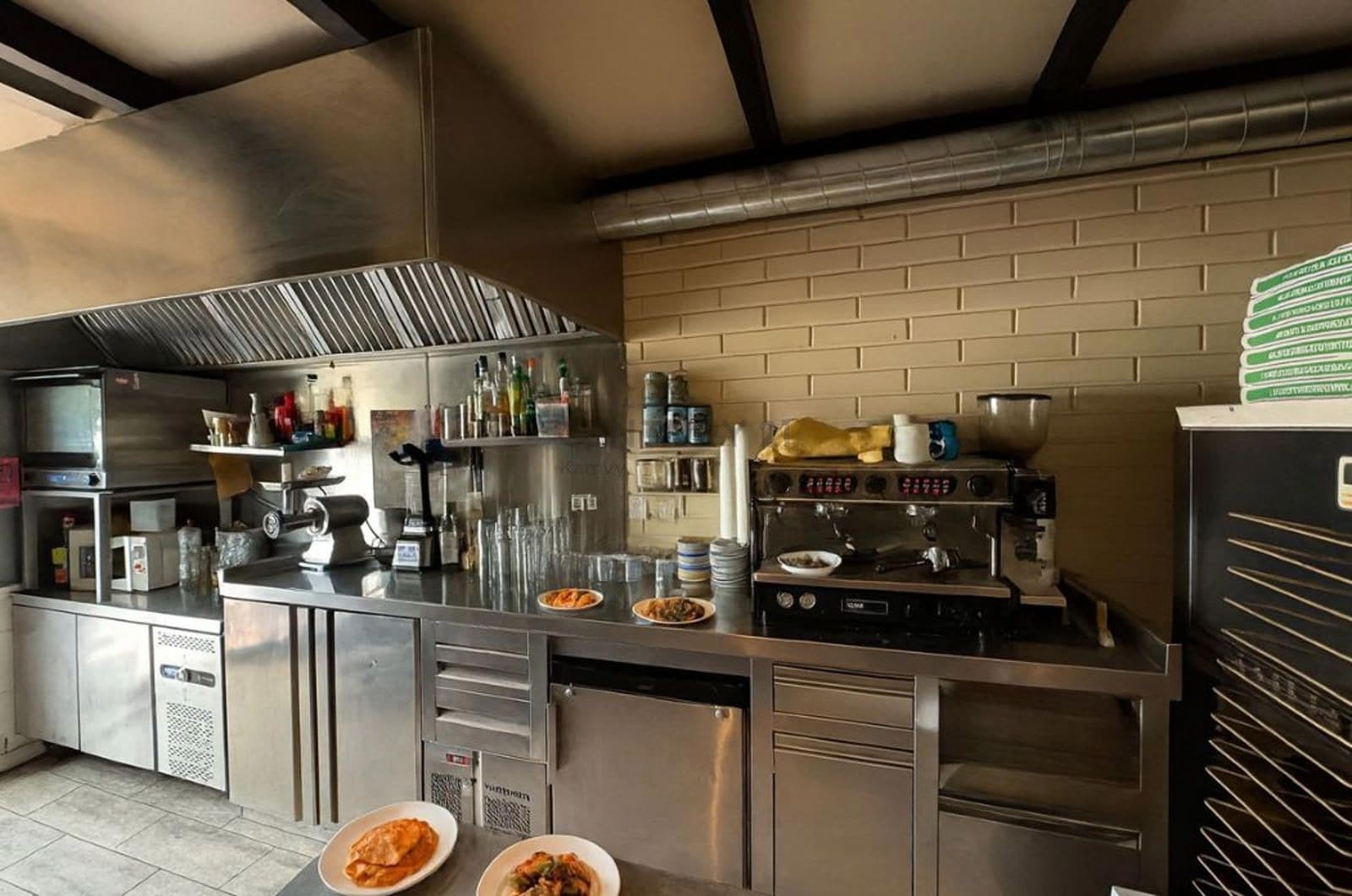 Local commercial dans Barcelone, Barcelona à louer Photo intérieure– Image 1 sur 6