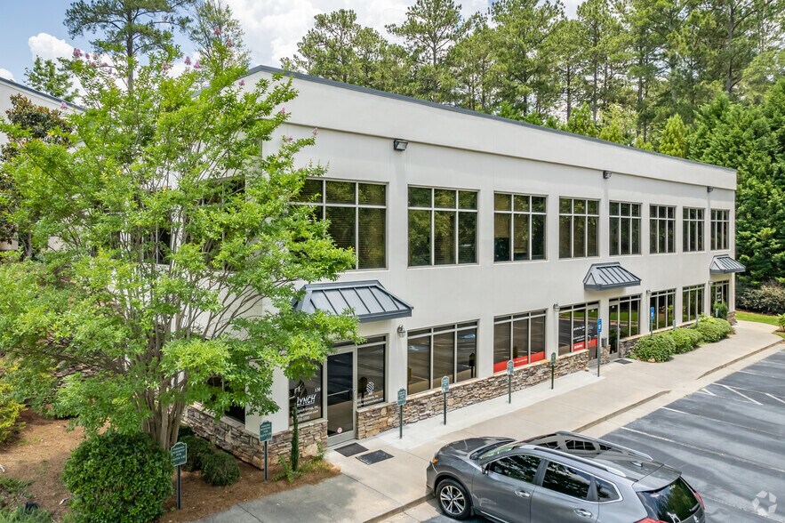 2004 Commerce Dr, Peachtree City, GA à louer - Photo principale – Image 1 sur 5