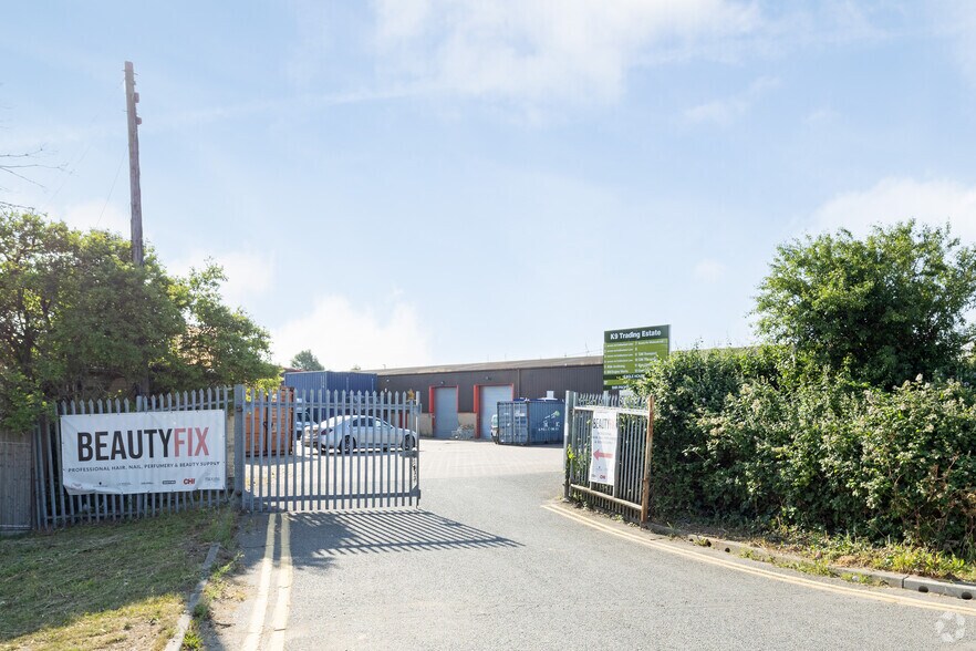Ferry Ln, Rainham à louer - Photo de l’immeuble – Image 3 sur 4