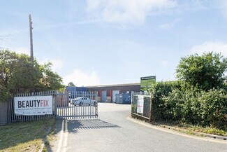 Plus de détails pour Ferry Ln, Rainham - Industriel/Logistique à louer