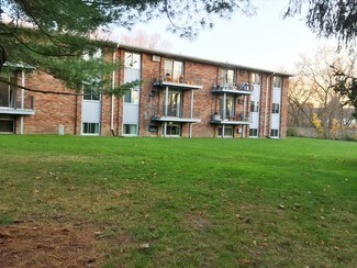 Plus de détails pour 44 Rickard St, Cortland, NY - Logement à vendre