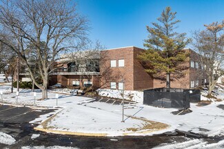 Plus de détails pour 1145 Corporate Lake Dr, Creve Coeur, MO - Bureau à vendre