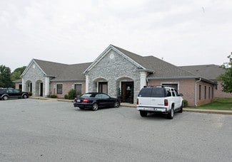 Plus de détails pour 2021-2027 Greystone Sq, Jackson, TN - Bureau à louer