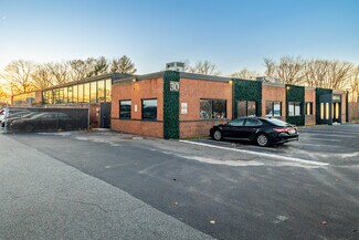 Plus de détails pour 30 Commercial Ct, Plainview, NY - Industriel/Logistique à louer