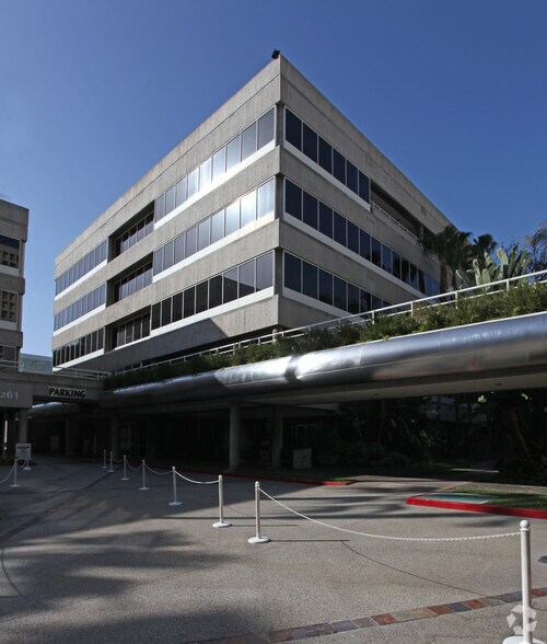 241 S Figueroa St, Los Angeles, CA à vendre - Photo principale – Image 1 sur 14