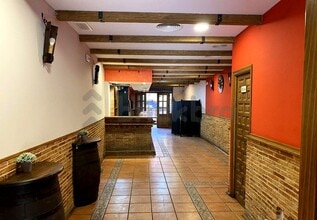 Local commercial dans Paracuellos de Jarama, Madrid à louer Photo intérieure– Image 1 sur 10