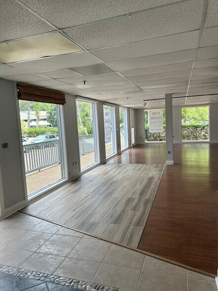 37 New Orleans Rd, Hilton Head Island, SC à louer - Photo de l’immeuble – Image 3 sur 6