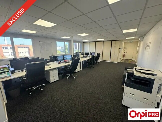 Plus de détails pour Bureau à vendre
