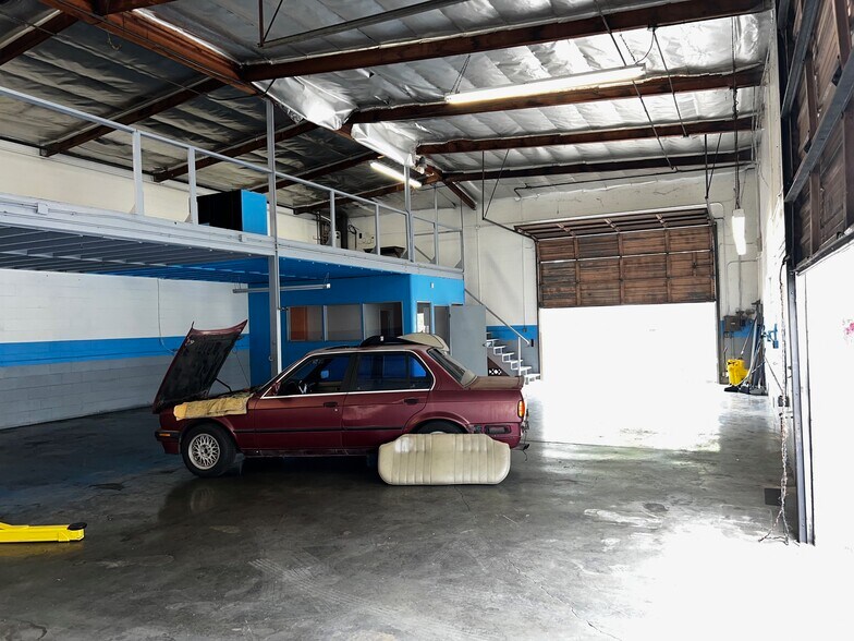 15132 Whittier Blvd, Whittier, CA à louer - Photo de l’immeuble – Image 3 sur 13