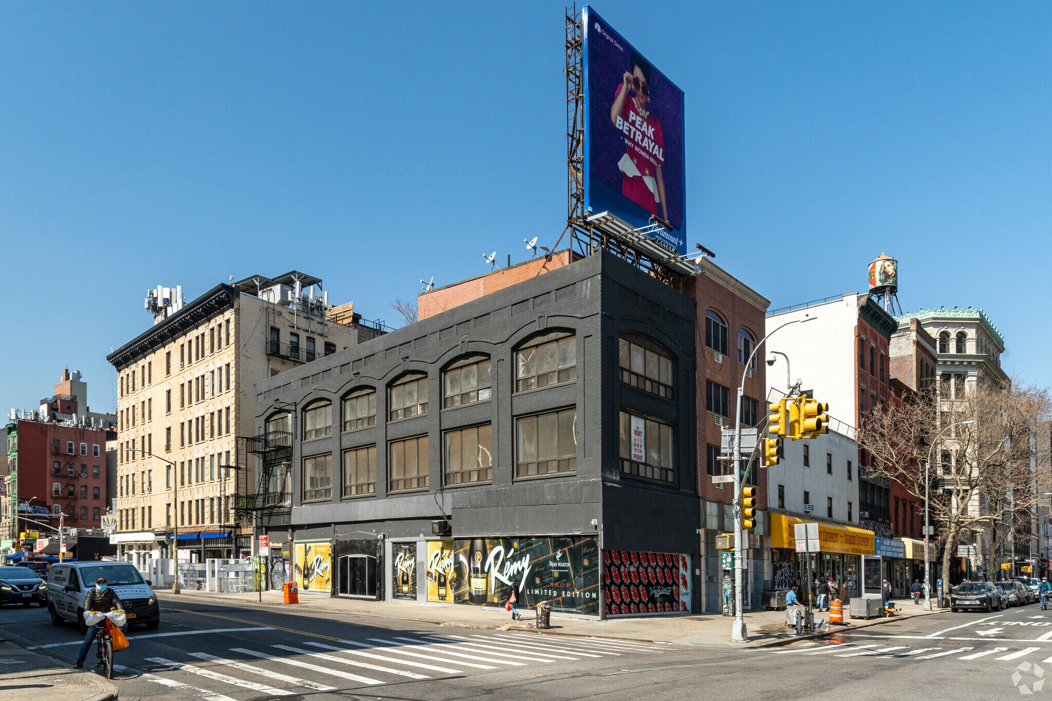 1 Kenmare St, New York, NY à louer Photo principale– Image 1 sur 4