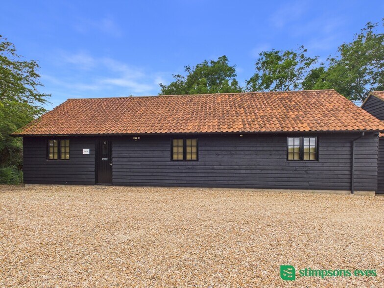 Main Rd, Newport Pagnell à louer - Photo de l’immeuble – Image 1 sur 22