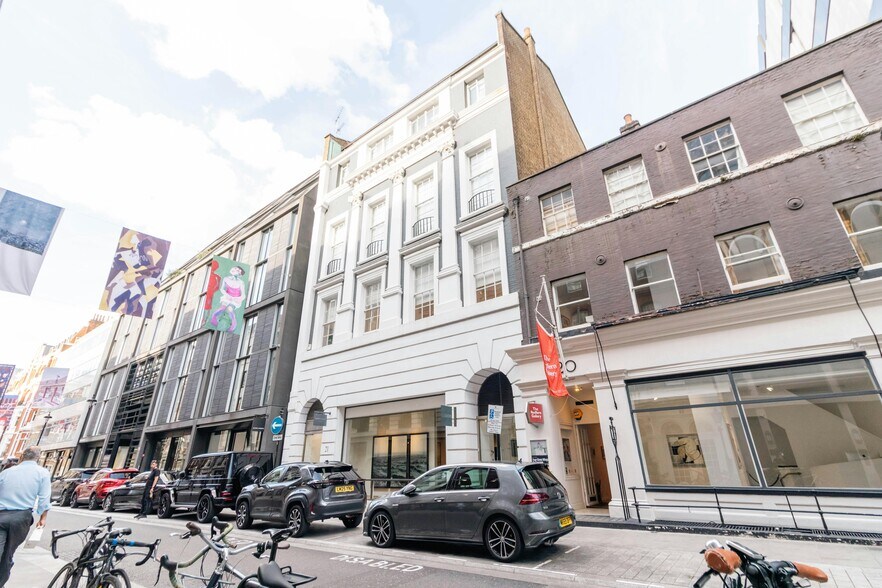 21 Cork St, Londres à louer - Photo de l’immeuble – Image 1 sur 2