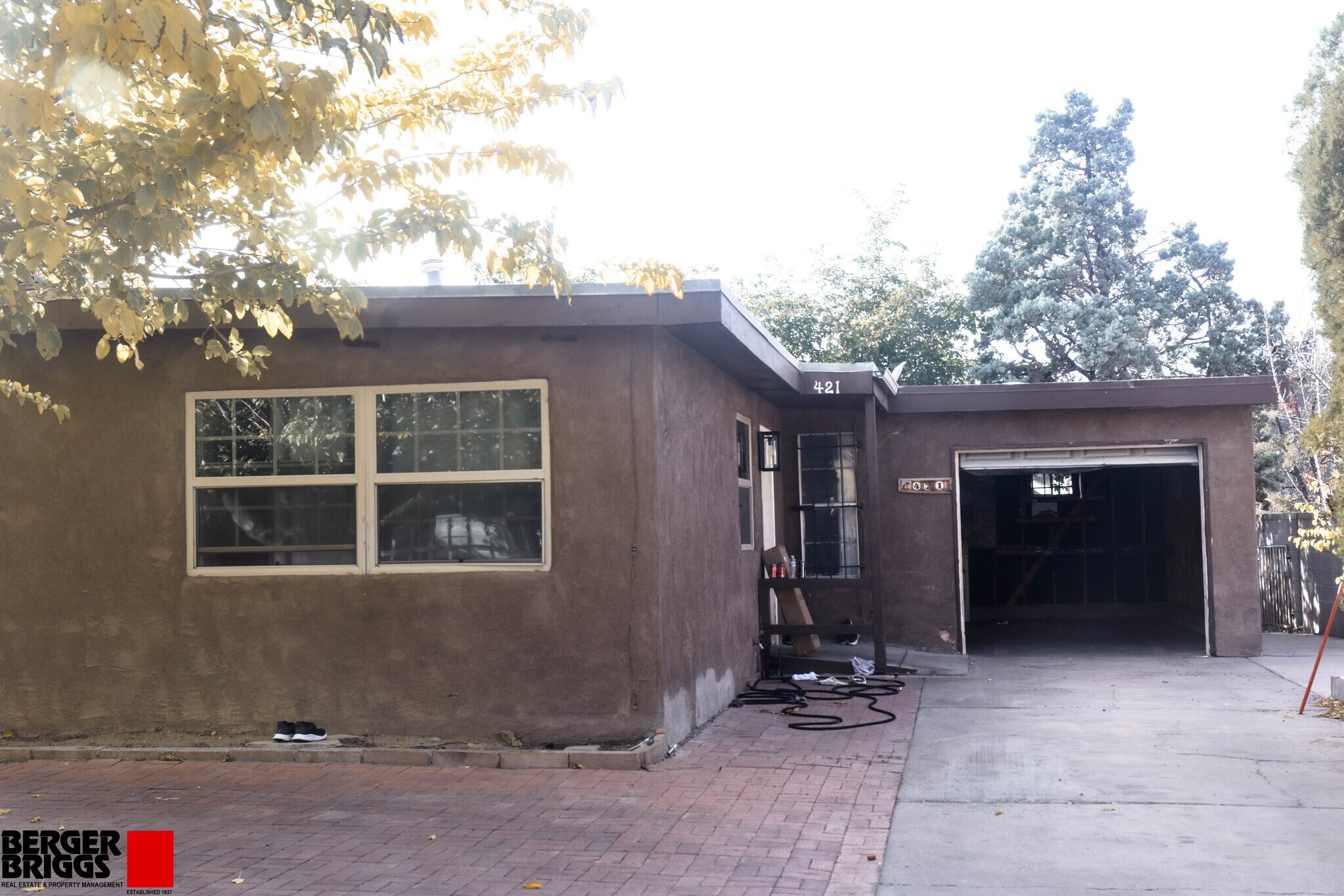 421 Virginia St NE, Albuquerque, NM à vendre Photo principale– Image 1 sur 11