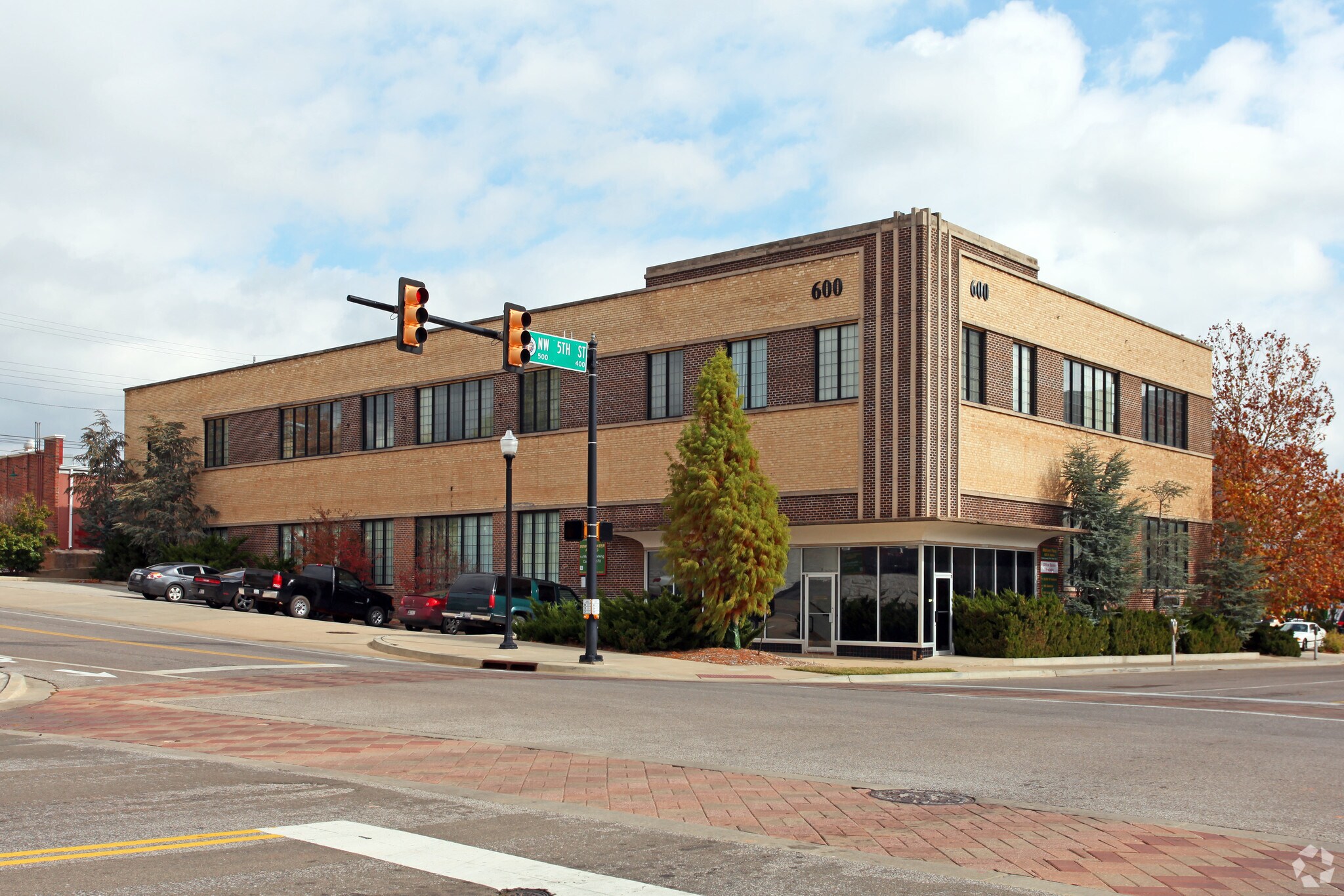 600 N Walker Ave, Oklahoma City, OK à louer Photo principale– Image 1 sur 13