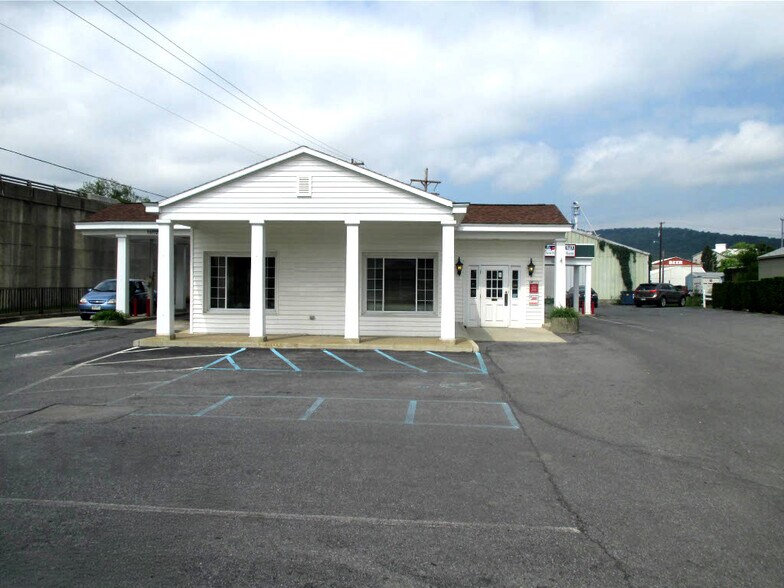 155 N Richard St, Bedford, PA à louer - Photo de l’immeuble – Image 3 sur 8