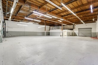 1305-1331 Rollins Rd, Burlingame, CA à louer Photo intérieure– Image 2 sur 3