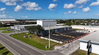 Plus de détails pour 3150 Metro Pky, Fort Myers, FL - Industriel/Logistique à louer