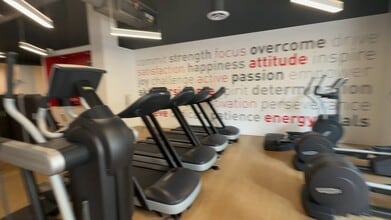 790 E Colorado Blvd, Pasadena, CA à louer - Vidéo sur l’annonce professionnelle 