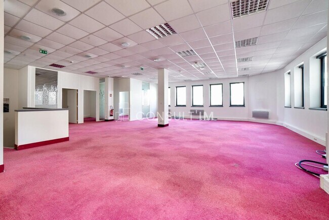Plus de détails pour Bureau à vendre