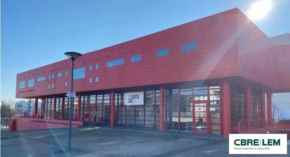 Bureau dans Hérouville-Saint-Clair à louer - Photo de l’immeuble – Image 1 sur 11