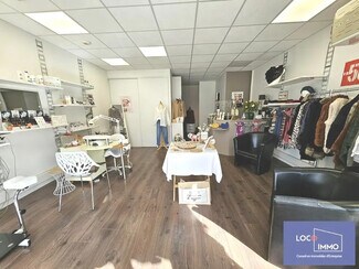 Plus de détails pour Local commercial à louer