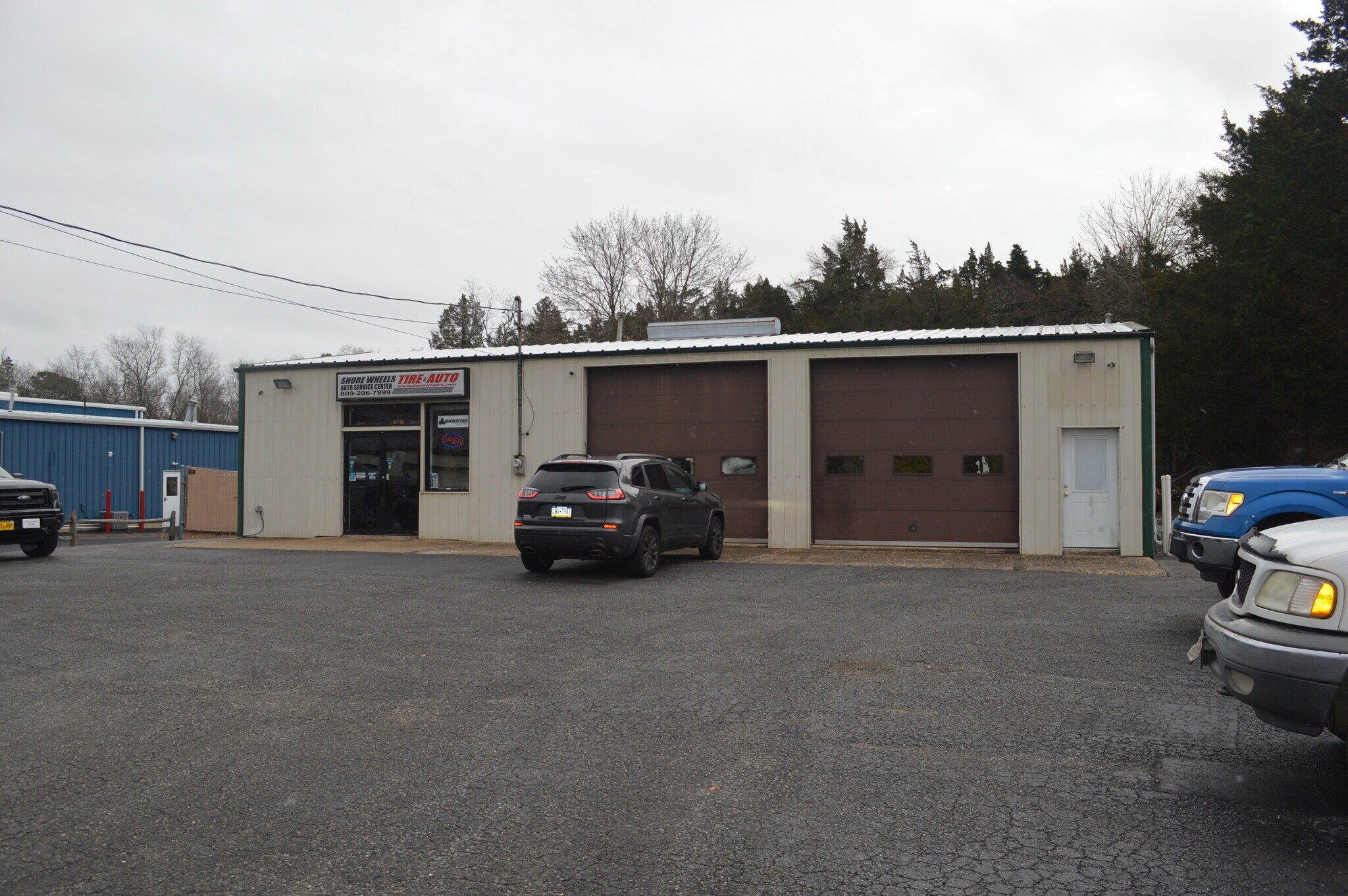 328 E Main St, Tuckerton, NJ à vendre Photo principale– Image 1 sur 10