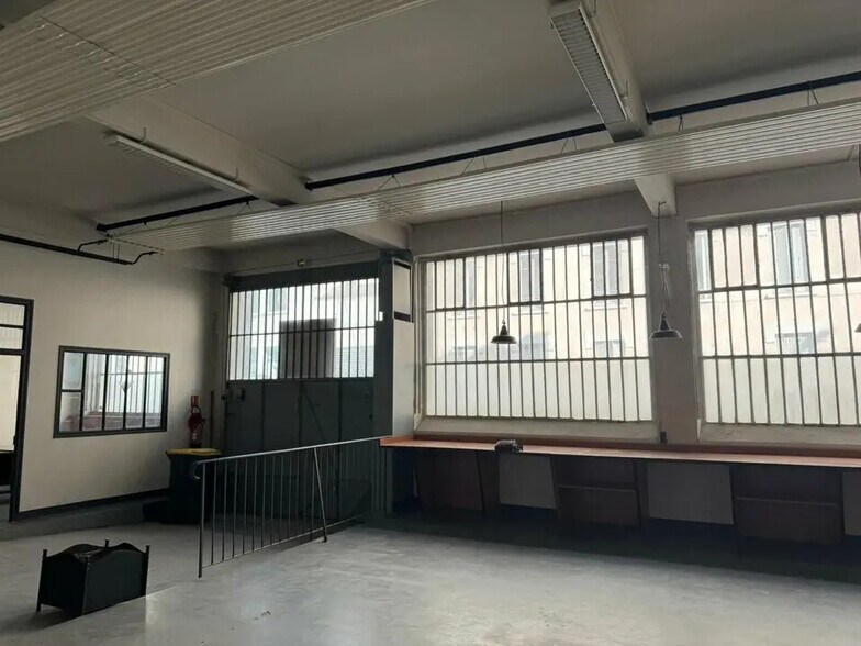 Bureau dans Lyon à louer - Photo de l’immeuble – Image 3 sur 8