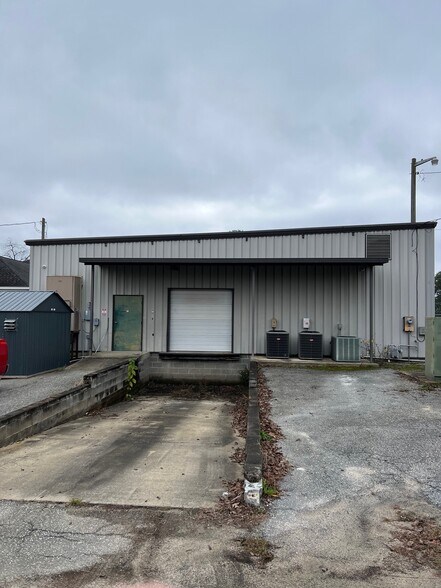415 Flint Ave, Albany, GA à vendre - Photo de l’immeuble – Image 2 sur 12