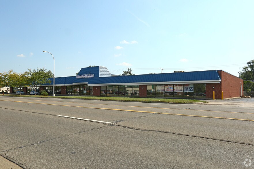 630 N Telegraph Rd, Monroe, MI à louer - Photo principale – Image 1 sur 14