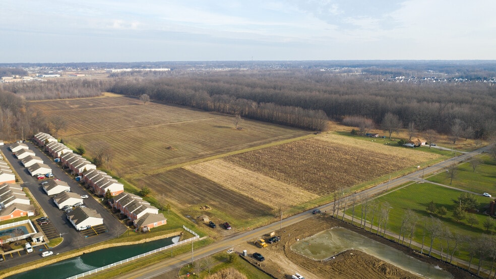 37565-37745 Chester Rd, Avon, OH à vendre - Aérien – Image 2 sur 2