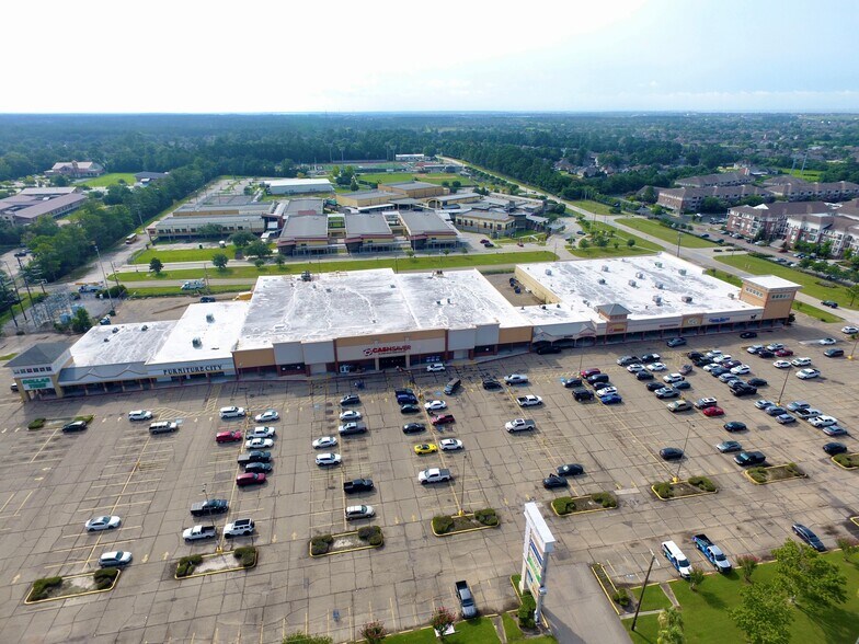 4000 Pontchartrain Dr, Slidell, LA à louer - Photo de l’immeuble – Image 3 sur 9
