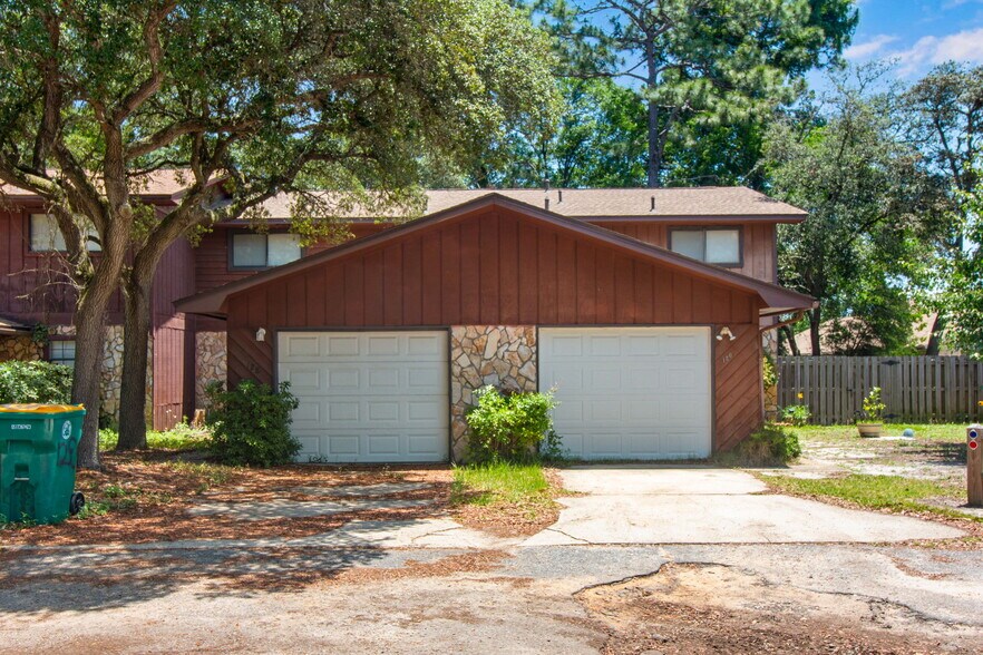 Fort Walton Beach 8 Housing Portfolio portefeuille de 7 biens à vendre sur LoopNet.fr - Photo de l’immeuble – Image 3 sur 8