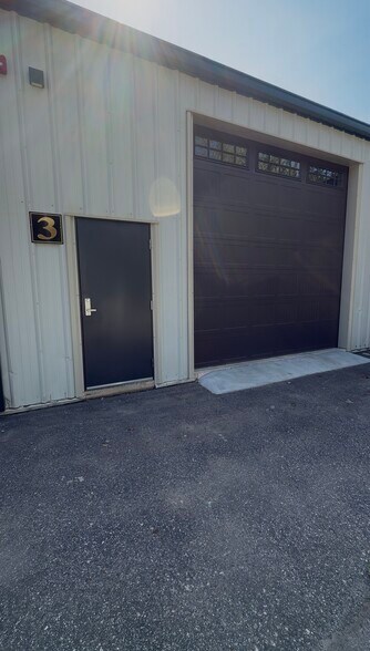 24 Foundry Ave, Meredith, NH à louer - Photo de l’immeuble – Image 2 sur 7