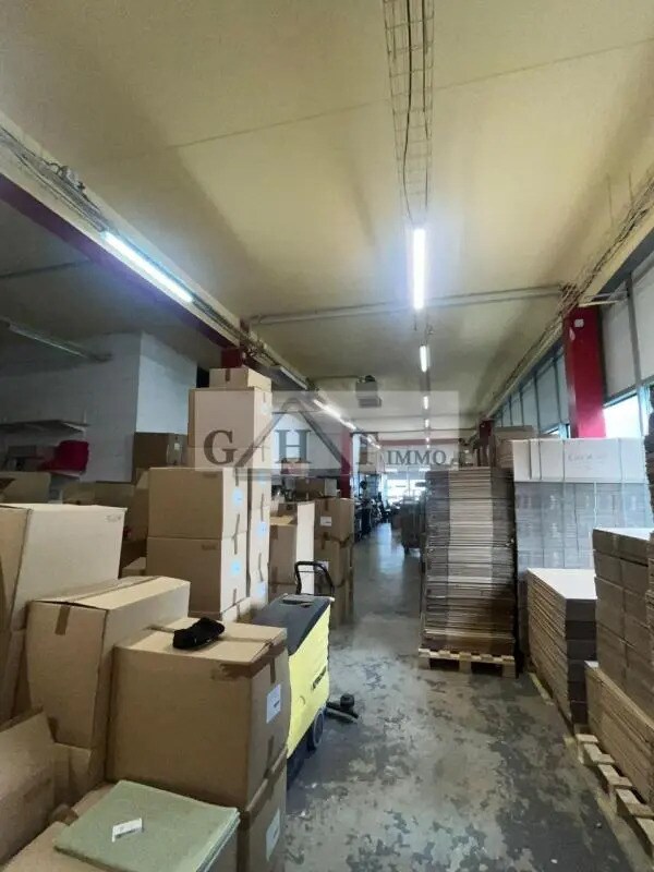 Industriel/Logistique dans Roissy-en-France à louer Photo de l’immeuble– Image 1 sur 7