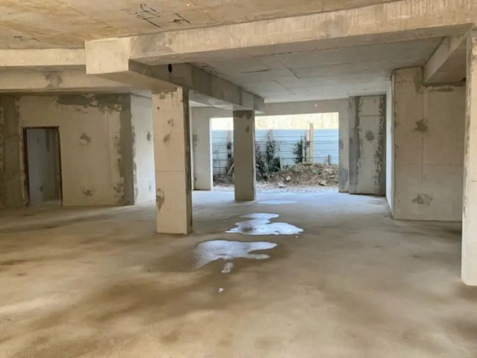 Local commercial dans Morsang-sur-Orge à vendre Photo intérieure– Image 1 sur 11