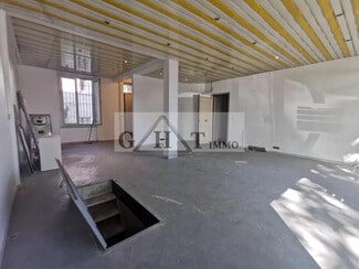 Plus de détails pour Local commercial à louer