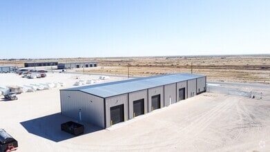 5914 County 135 rd, Midland, TX à louer Photo de l’immeuble– Image 2 sur 11