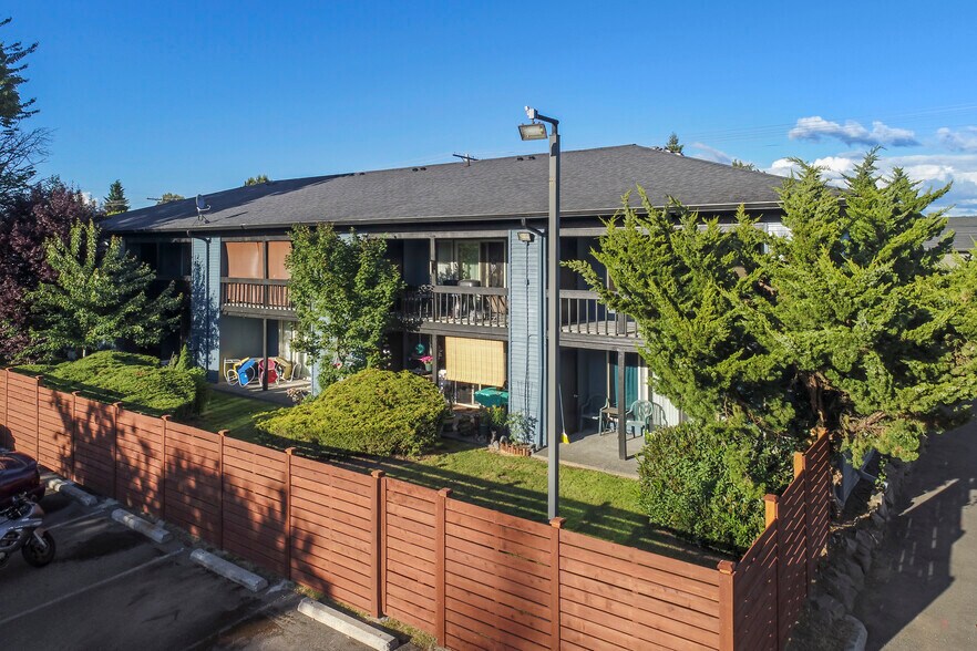 7234 47th Ave NE, Marysville, WA à vendre - Photo de l’immeuble – Image 2 sur 28