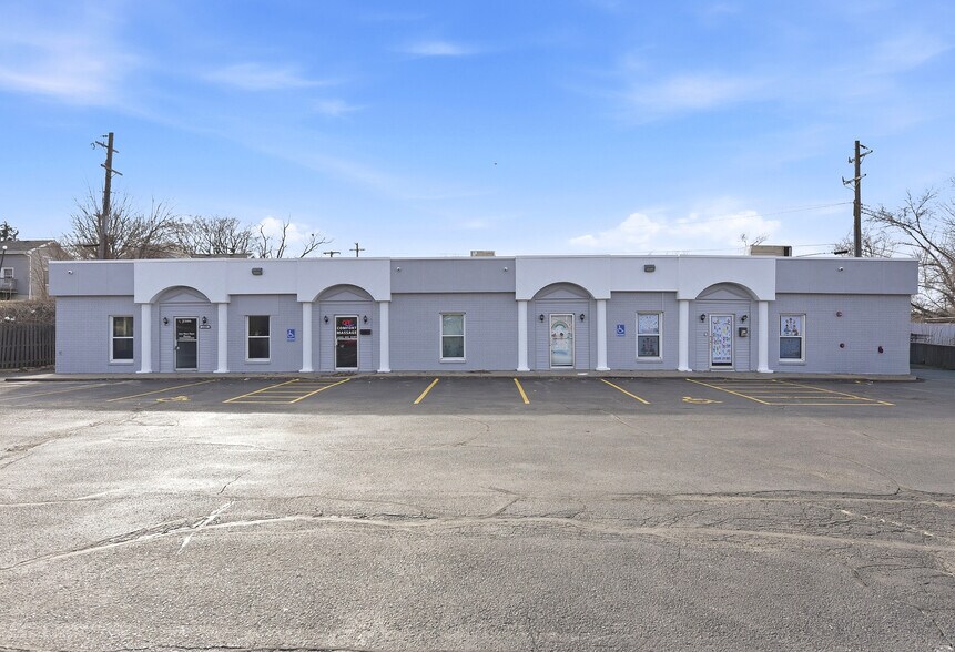 2506-2510 N 72nd St, Omaha, NE à vendre - Photo de l’immeuble – Image 2 sur 9