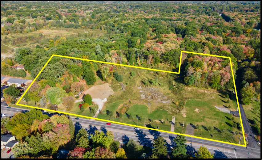 1849 Niles Cortland Rd, Niles, OH à vendre - Photo de l’immeuble – Image 1 sur 9