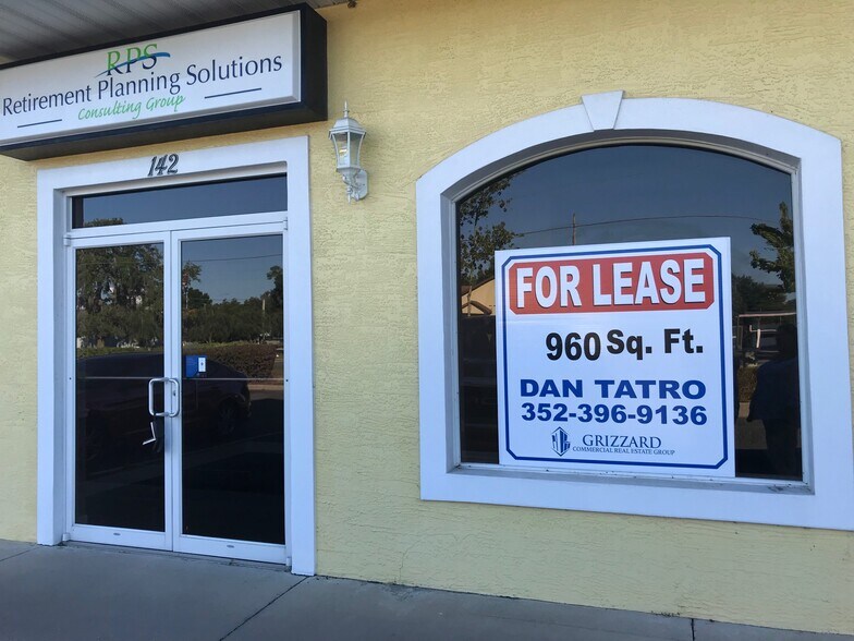 122-144 N Old Dixie Hwy, Lady Lake, FL à louer - Photo principale – Image 1 sur 5