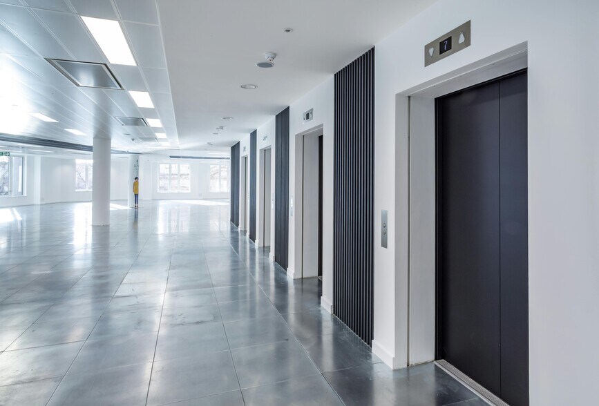 1 Kingsway, Londres à louer - Photo de l’immeuble – Image 3 sur 53