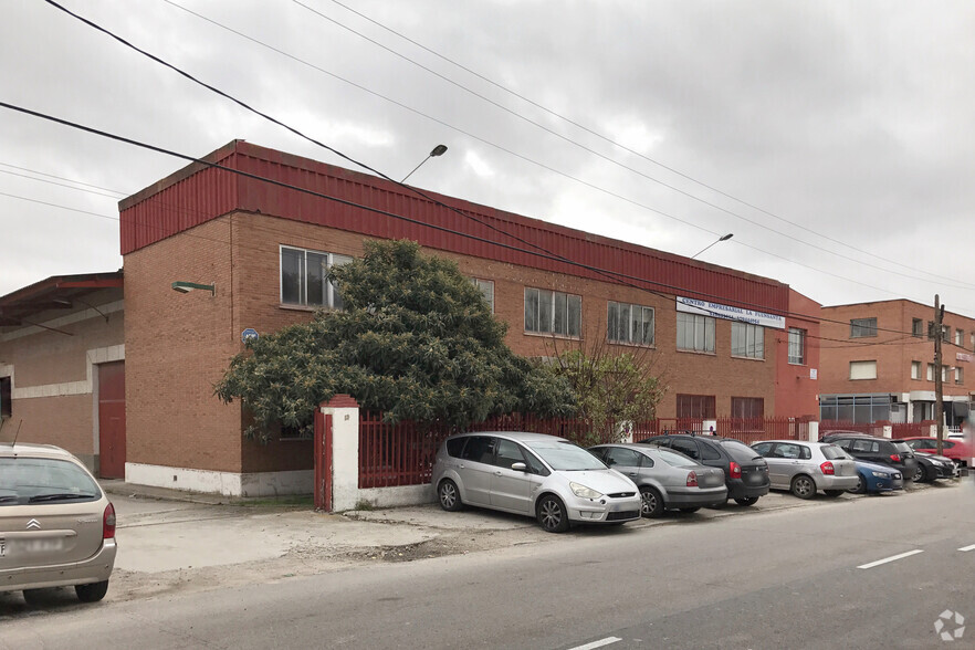 Calle Urano, 21, Móstoles, Madrid à louer - Photo de l’immeuble – Image 3 sur 5