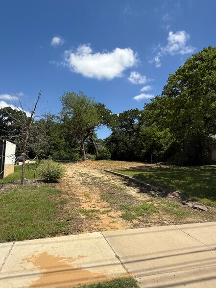 UNT Development Lots portefeuille de 2 biens à vendre sur LoopNet.fr - Photo de l’immeuble – Image 3 sur 6